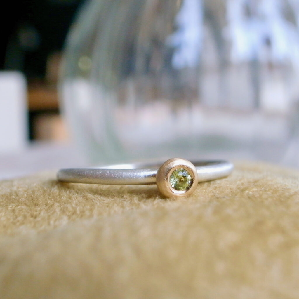 bague idéale pour un cadeau de jeune fille